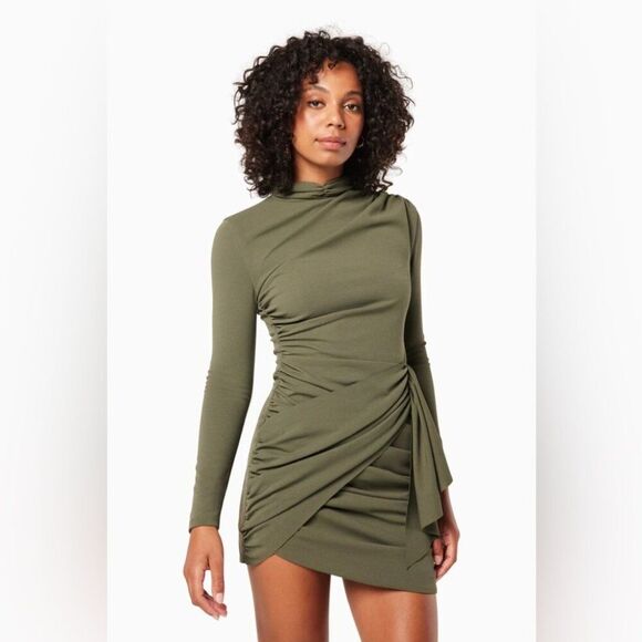 NWT Elliatt Entertain Mini Long Sleeve Dress Olive - Picture 2 of 7